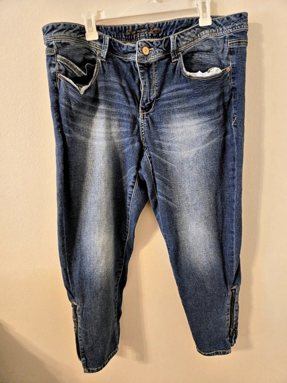 American Rag Cie Women’s 18W Skinny Ankle Jeans Blue Wash Zip Hem 26” Inseam